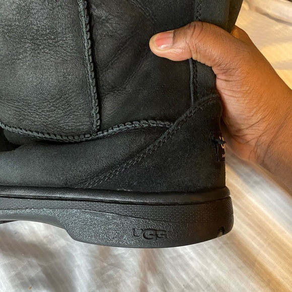 UGG AUSTRALIA WOMEN'S MICHAELA - Picture 6 of 9